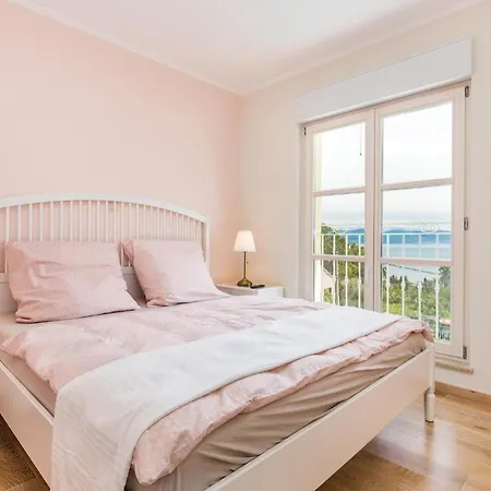 Holiday home 6 Bedroom Cozy Home In Lovran *